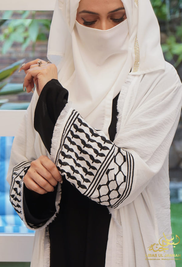 ABAYA Falasteen – Palestine-Inspired Embroidered Sleeves
Style: Open Coat Abaya (with inner recommended)