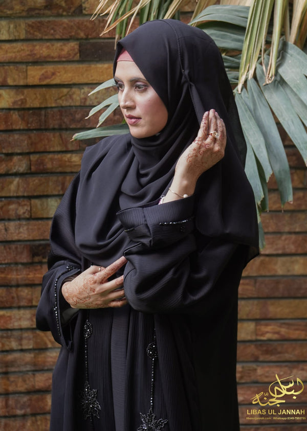 ABAYA Mahira – Nida Zoom with Cut Dana Handwork
Fabric: Nida Zoom