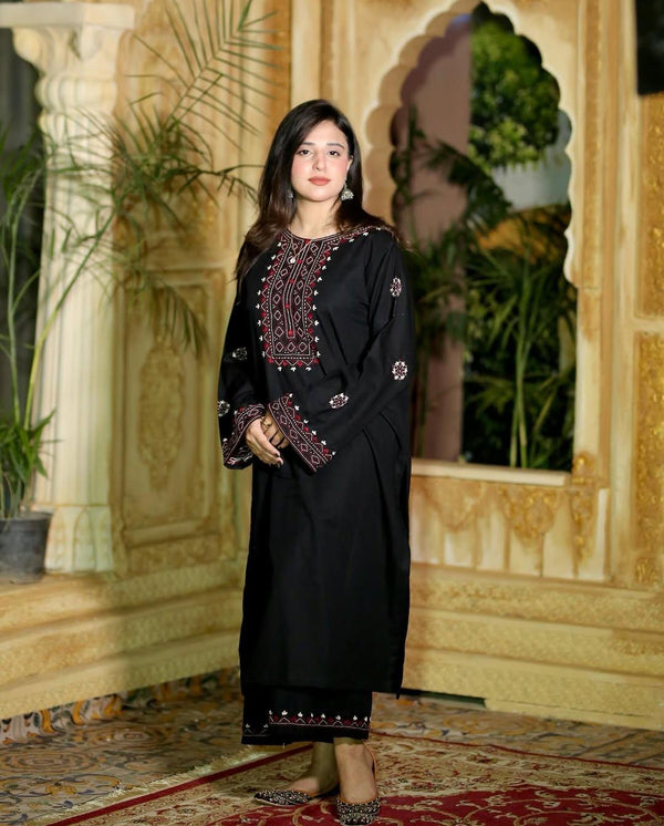 BLACK LUXE EMB 2PC