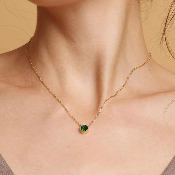 Single Stone Green & White